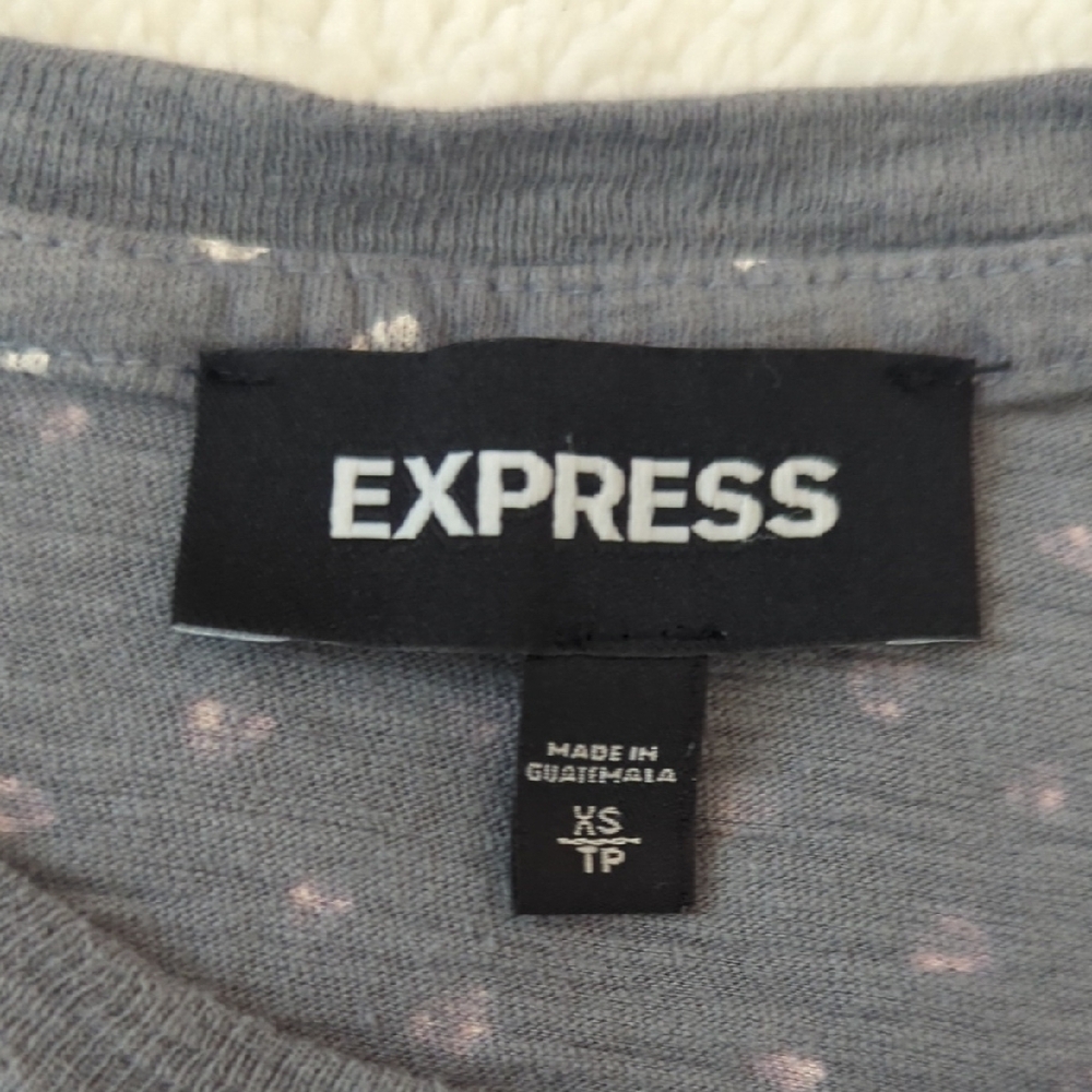 Express T-Shirt - Picture 3 of 4